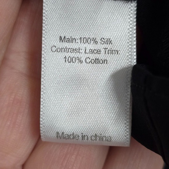 St John Blouse Womens 10 Black Silk Double Georgette Long Sleeve Luxury Preppy - Picture 6 of 13